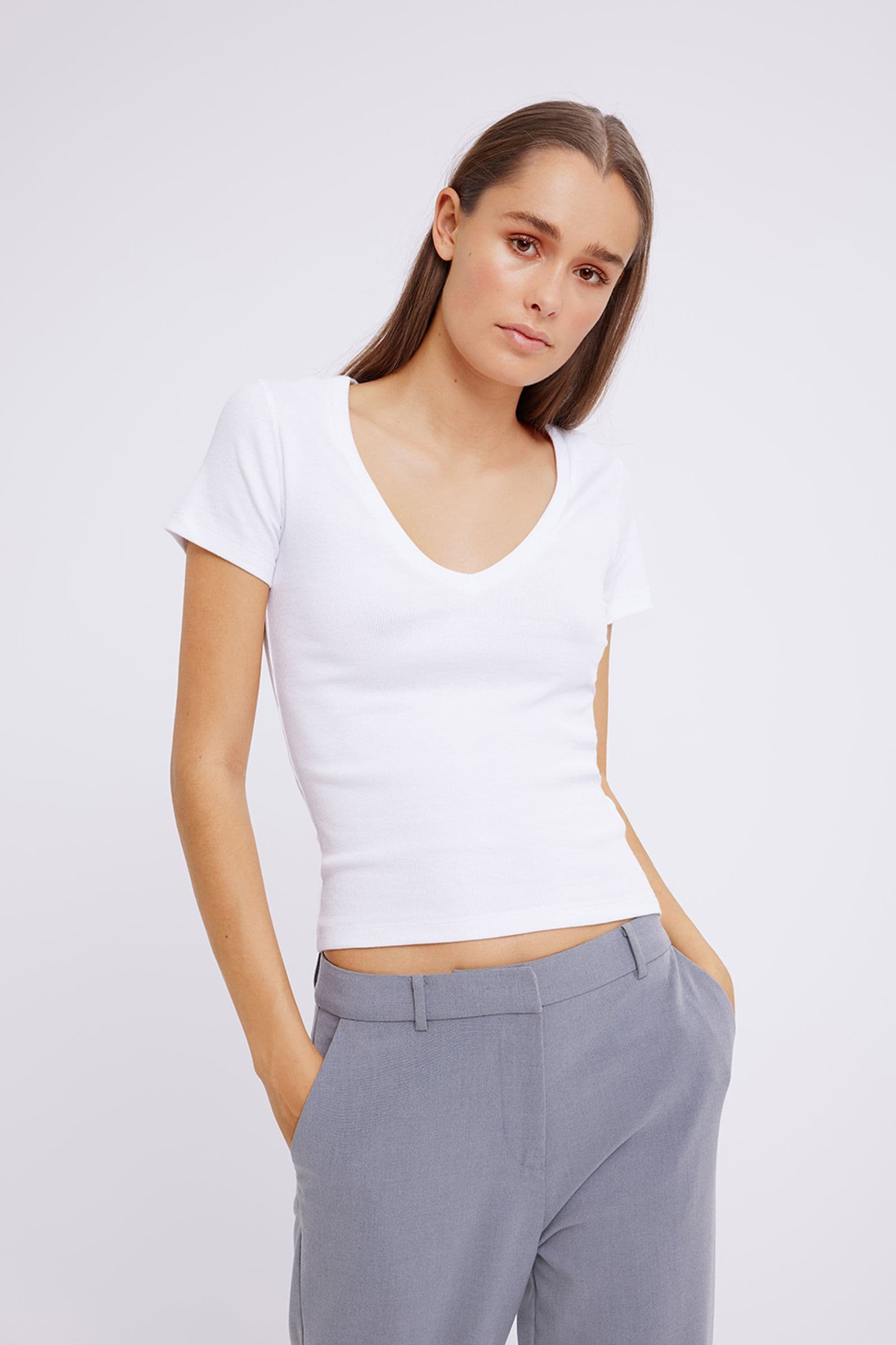 ENALLY SS SLIM V-N TEE 5314 Bright White