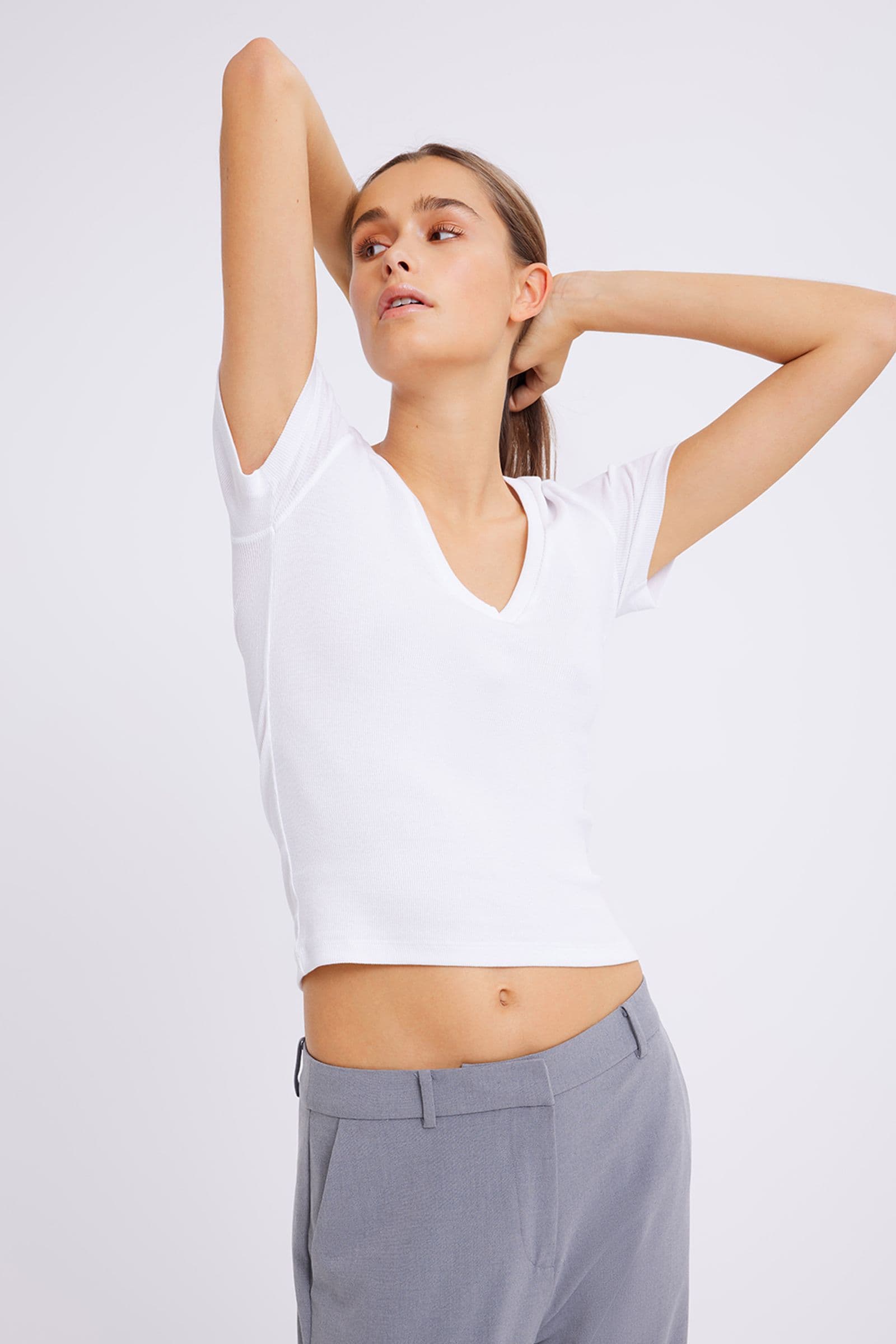 ENALLY SS SLIM V-N TEE 5314 Bright White