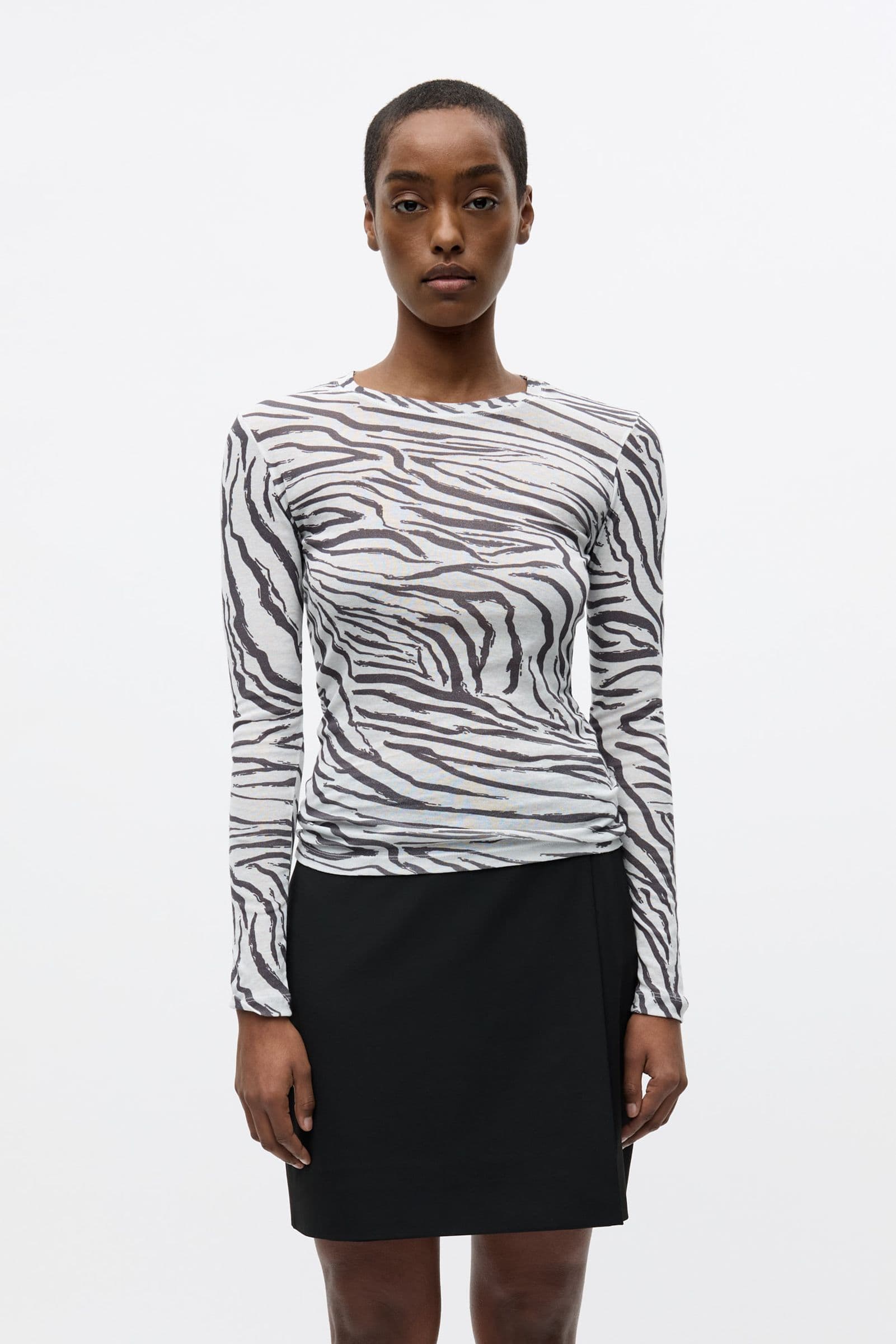 ENVELDA LS TEE AOP 5328 Washed Zebra