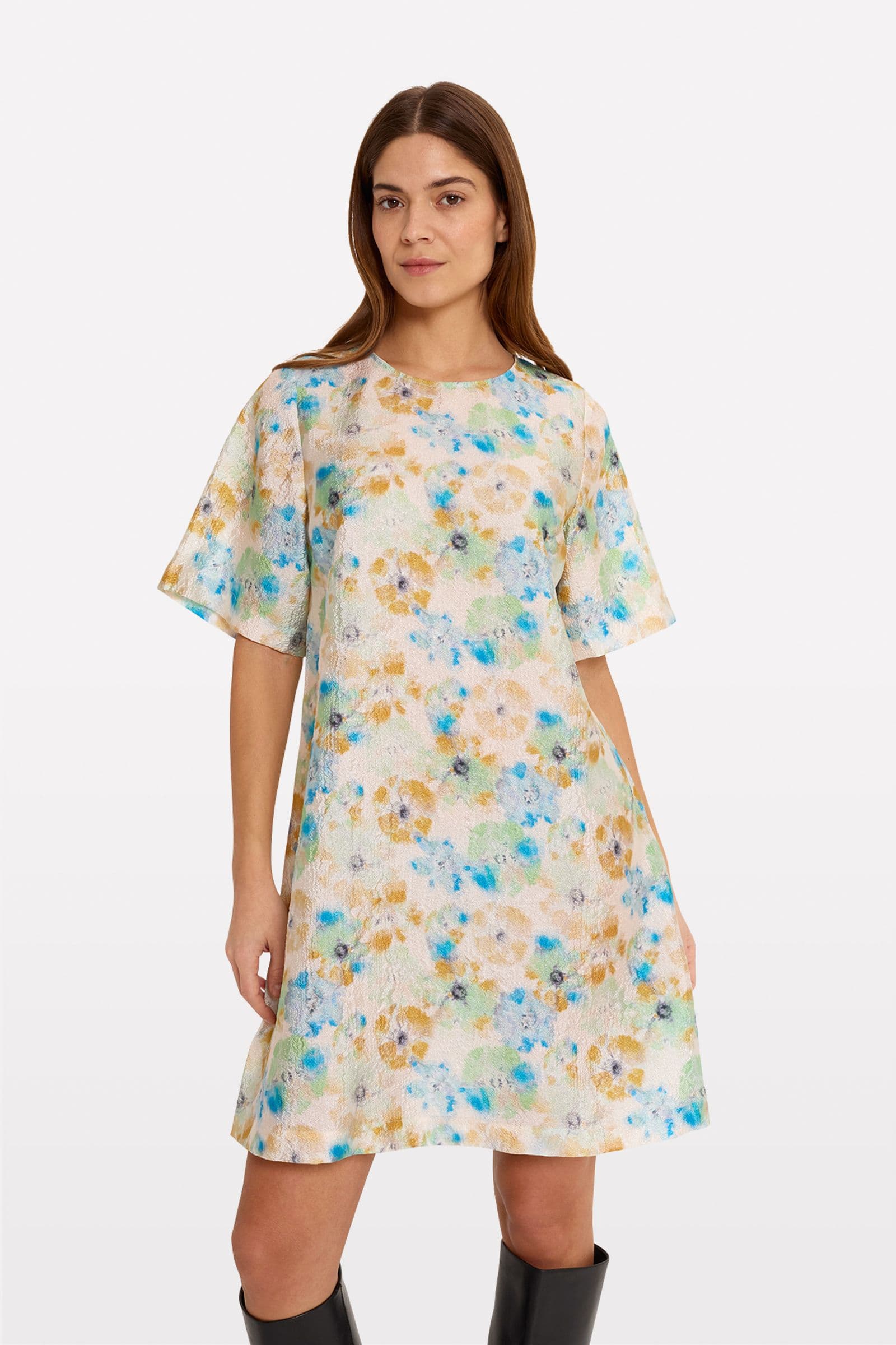 ENWOMBAT SS DRESS AOP 7063 Spring Bloom