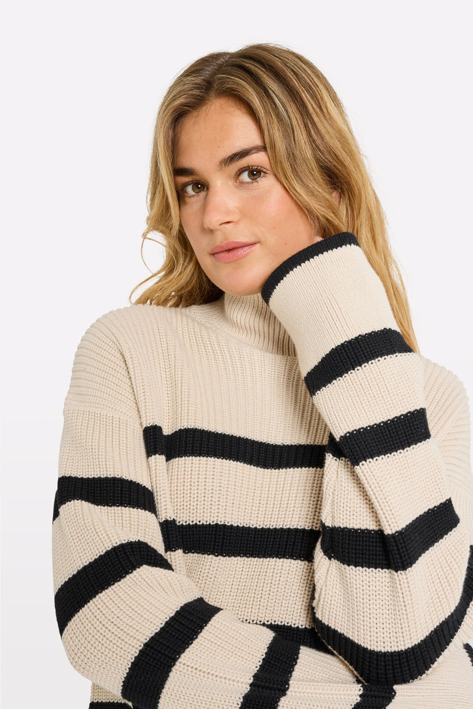 ENHOLLIE LS KNIT 5190 Oatmeal-black