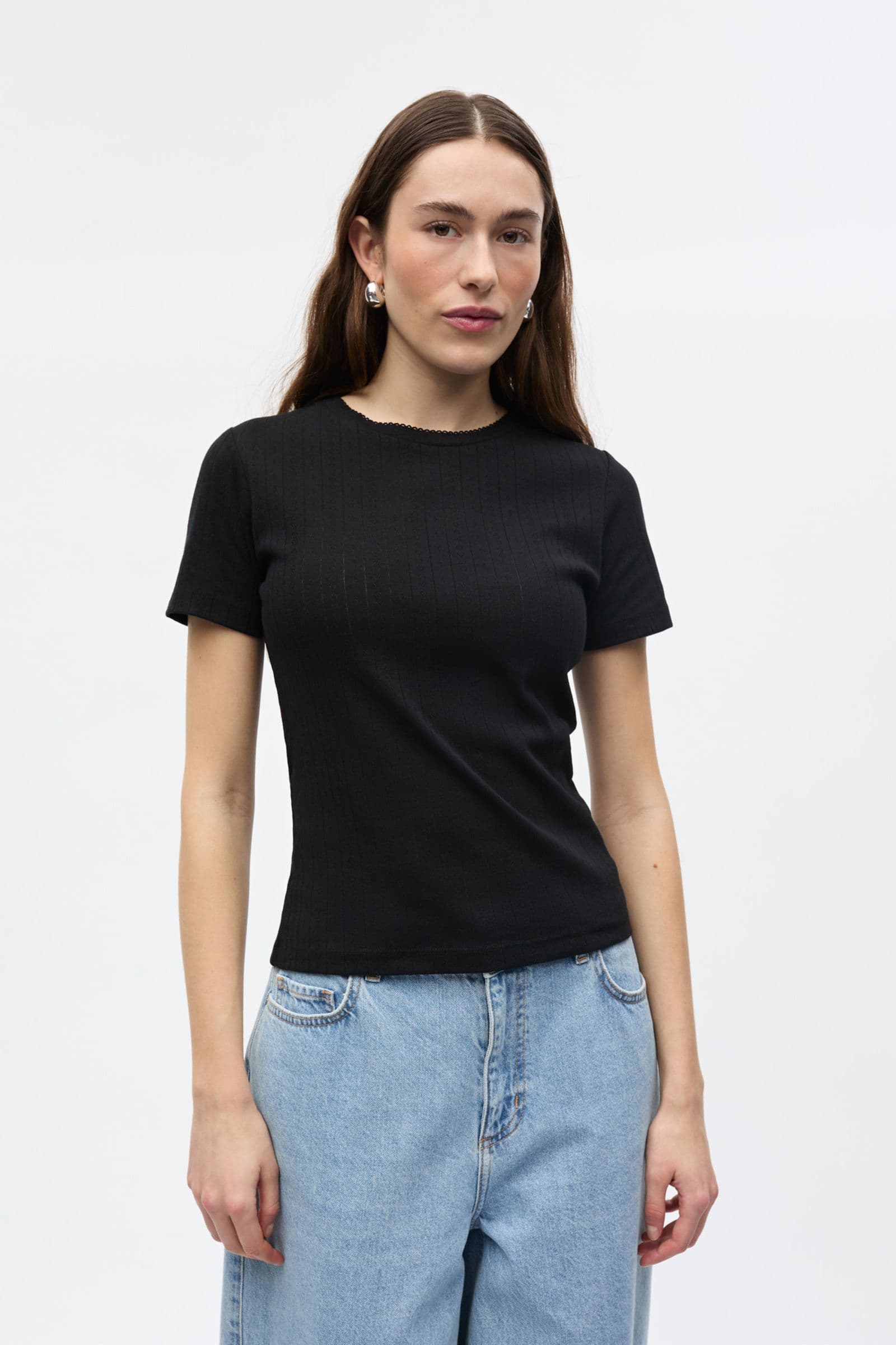 ENVOLVI SS TEE 7090 Black