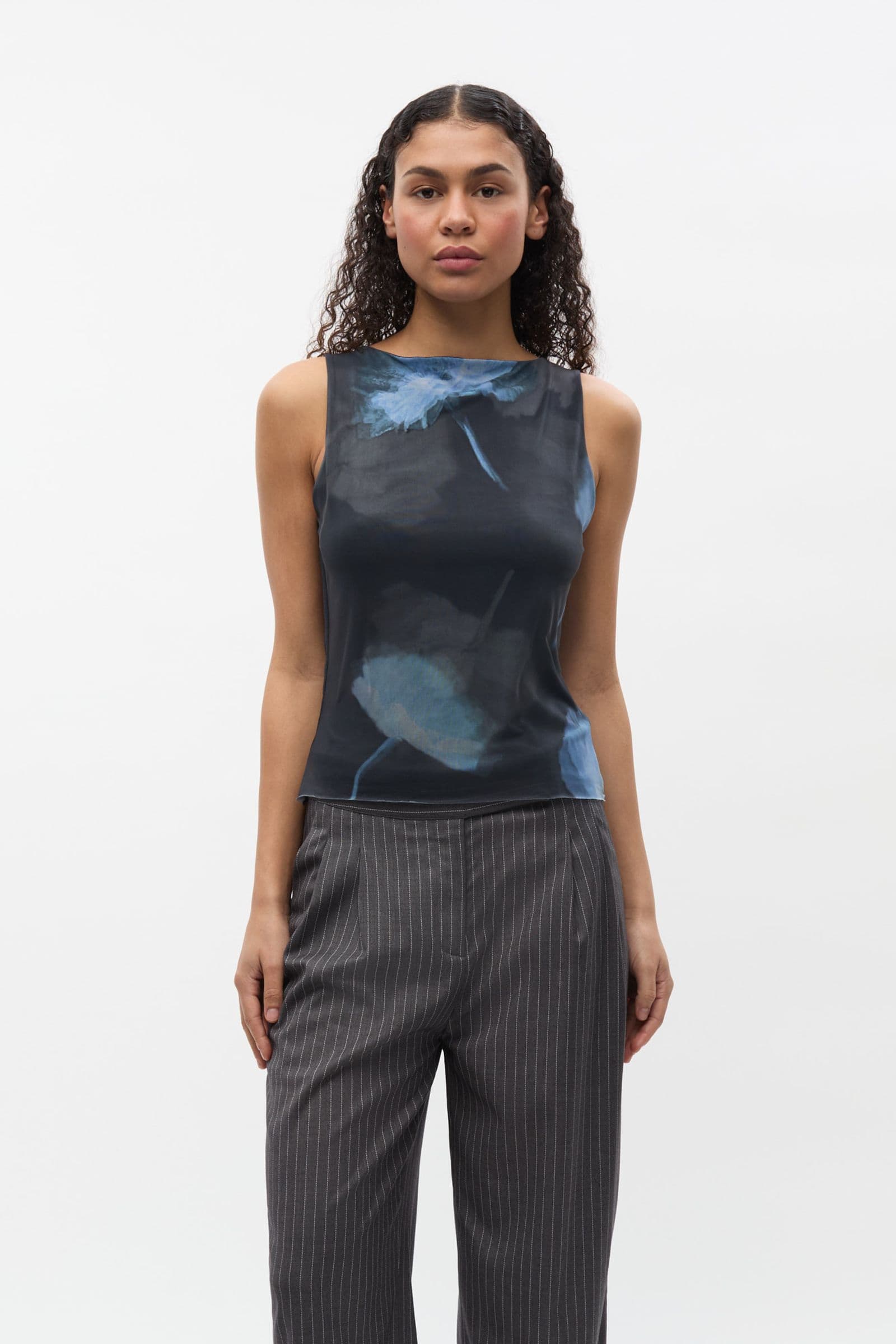 ENSCORPION SL TOP AOP 7042 Winter Garden