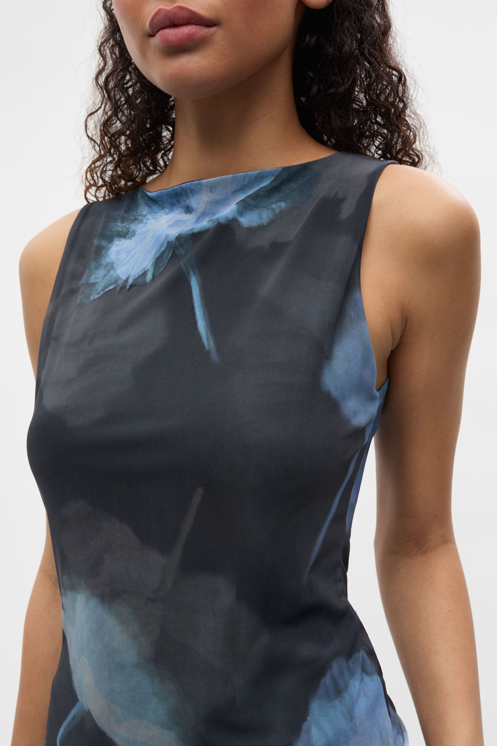 ENSCORPION SL TOP AOP 7042 Winter Garden